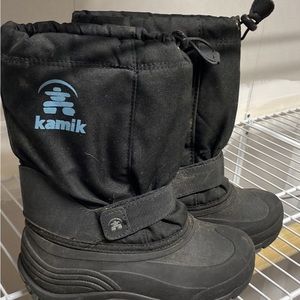 Kamik boots boys